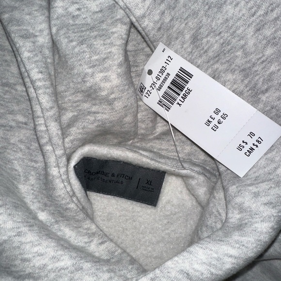 Abercrombie & Fitch Popover Hoodie - Picture 3 of 3
